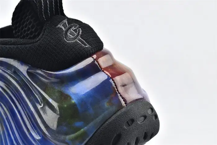 Nike Air Foamposite One XX QS 'Big Bang' 