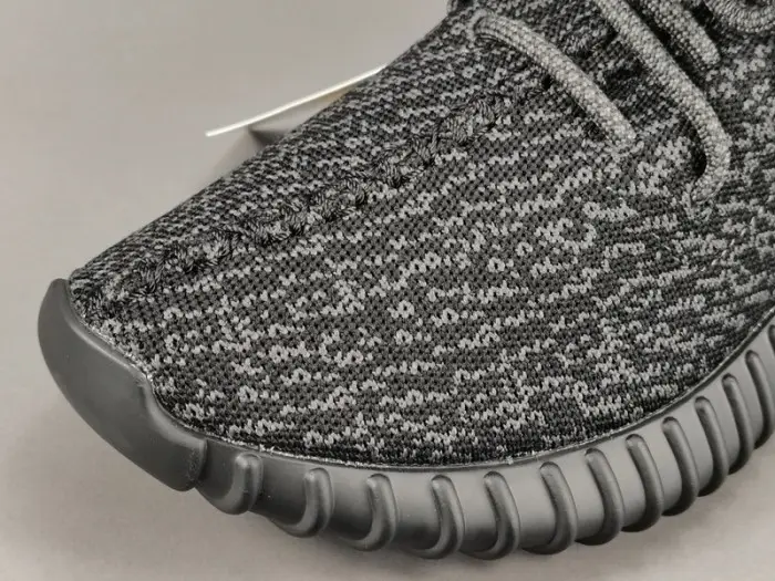 adidas Men Yeezy Boost 350 "Pirate Black" - 