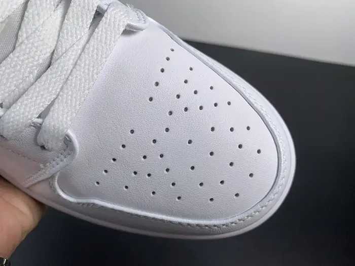 Air Jordan 1 Low White Black 