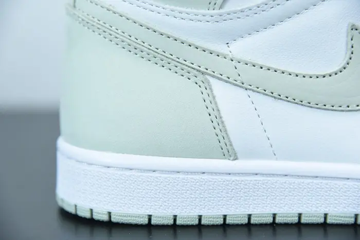 Air Jordan 1 High OG “Seafoam” 
