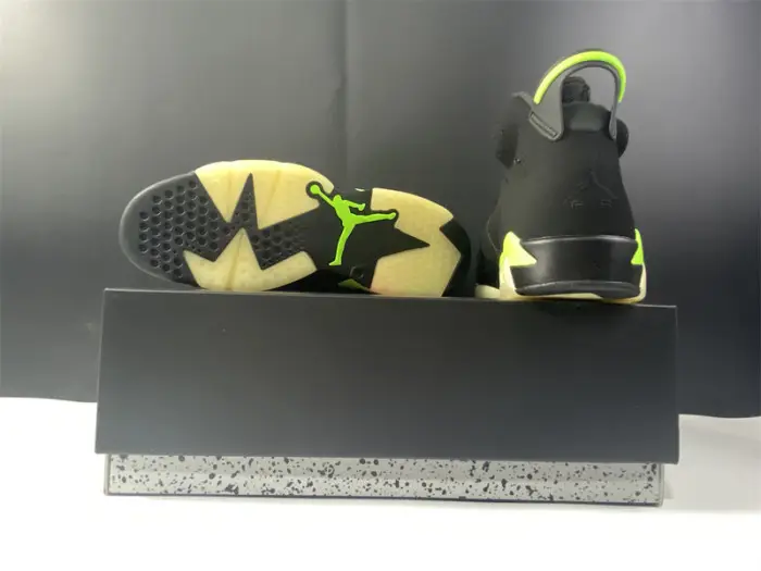 Air Jordan 6 “Electric Green” 
