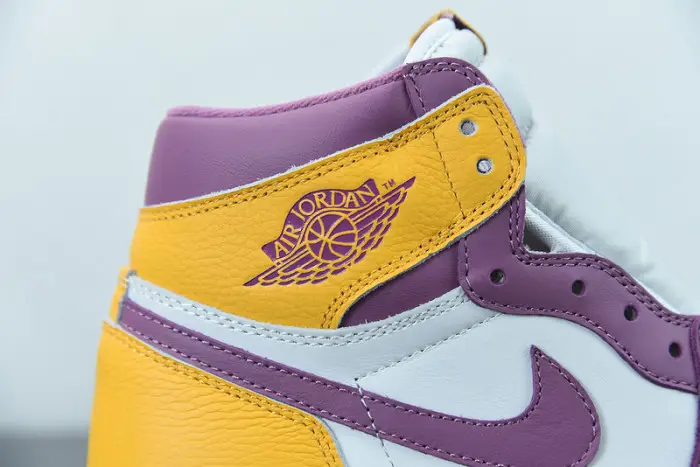 Air Jordan 1 Brotherhood 