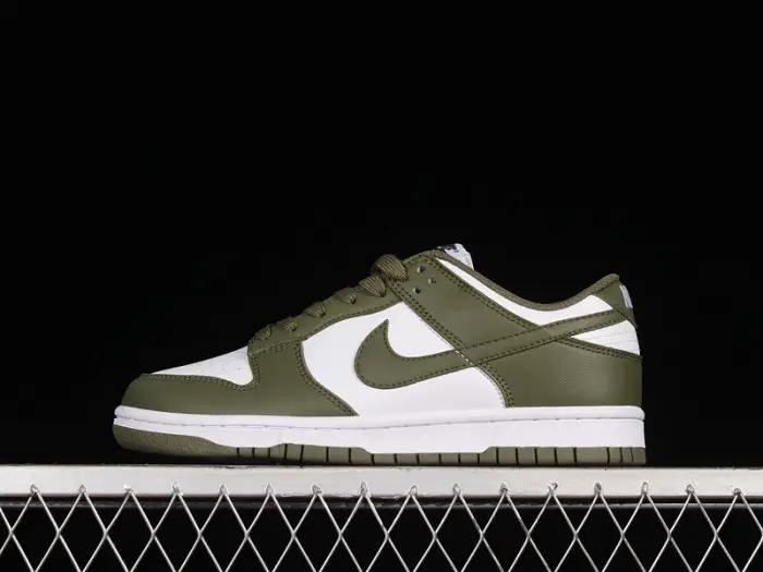 Nike Dunk Low Medium Olive (W) - 