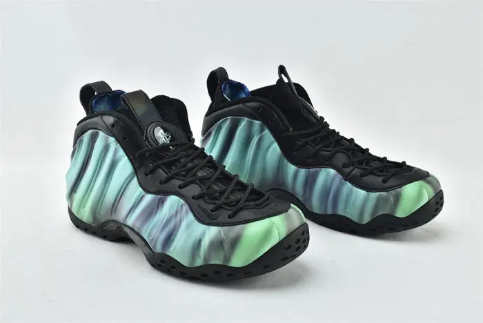 Nike Air Foamposite One Northern Lights 