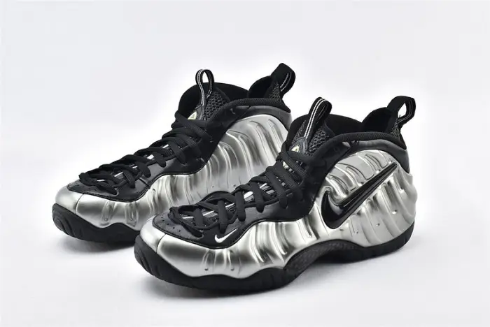 Nike Air Foamposite Pro Metallic Silver 624041 