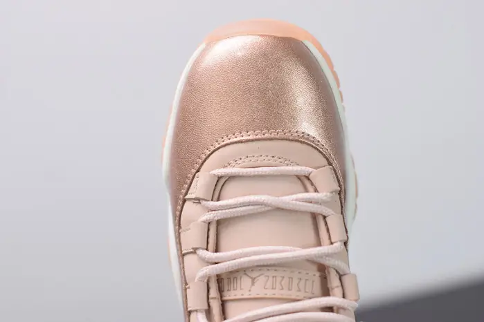 Air Jordan 11 Low 'Rose Gold' 