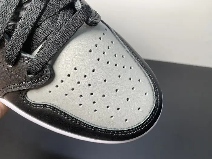 Air Jordan 1 Retro Low OG 'Shadow' 2015 