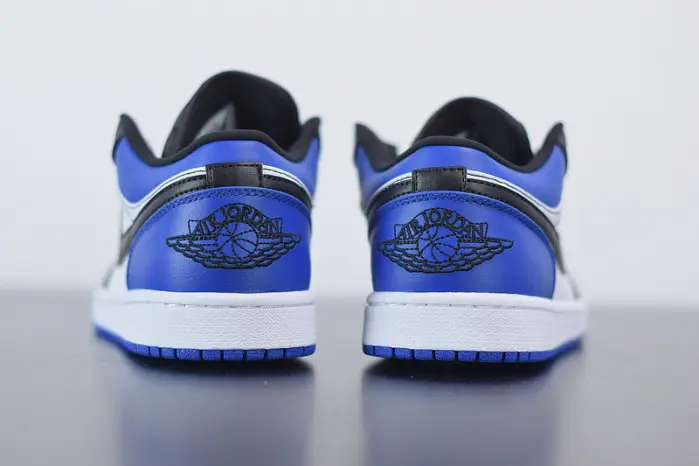 Air Jordan 1 Low Royal Toe 
