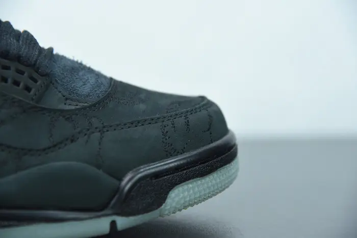 KAWS x Air Jordan 4 Black AJ4 