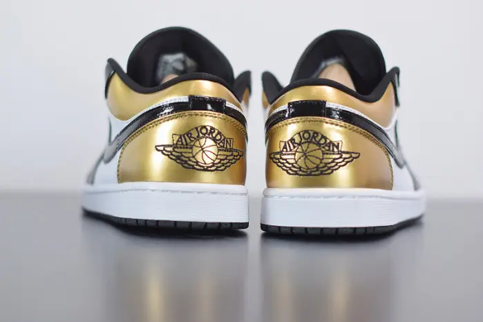AIR JORDAN 1 LOW 'GOLD TOE' 