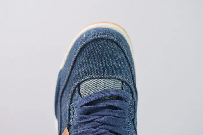 AIR JORDAN 4 RETRO LEVIS NRG "LEVI'S" 