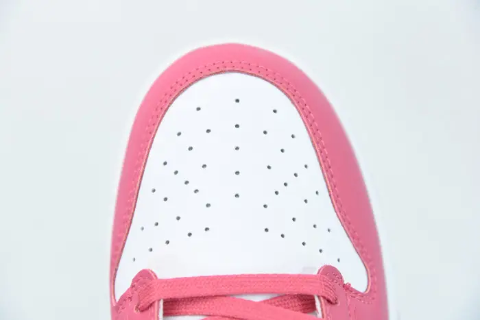 Nike Dunk Low Archeo Pink WMNS 