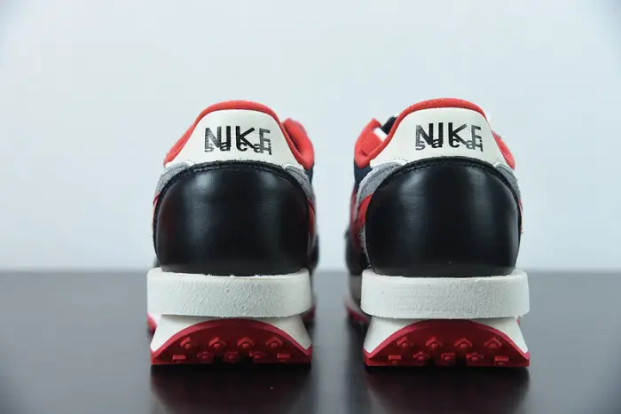 Nike LD Waffle sacai Undercover Midnight Spruce 