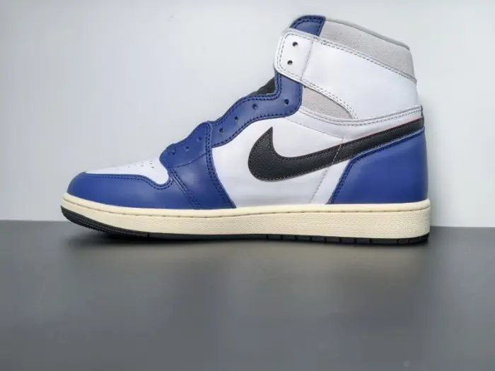 Air Jordan 1 Retro High OG Rare Air 