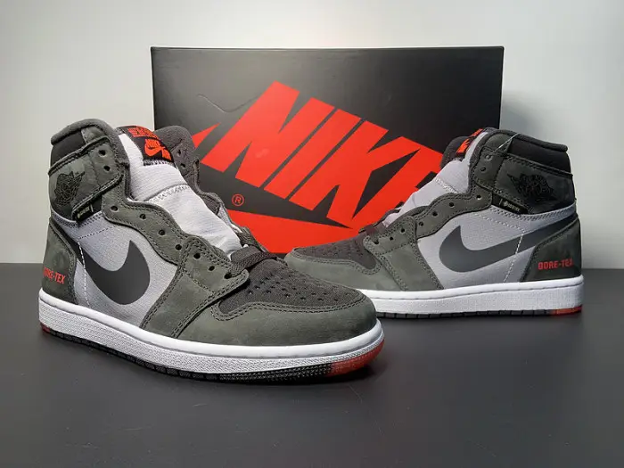 AIR JORDAN 1 ELEMENT “BRED” 