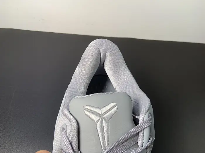 Nike Kobe 8 Protro Wolf Grey 