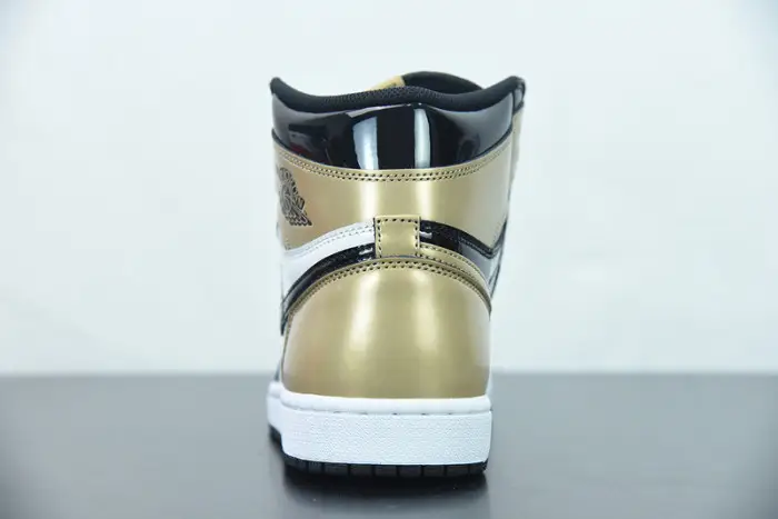 Air Jordan 1 Retro High NRG " Patent Cold Toe 