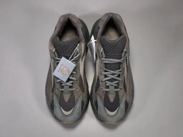 adidas YYEEZY BOOST 700 V2 “GEODE” 