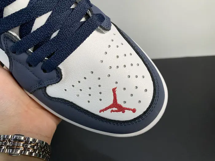 Air Jordan 1 Low SB 'Midnight Navy' - CJ7891 