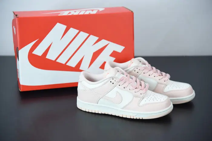 Nike Dunk Low "Orange Pearl" 