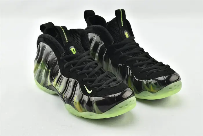 Nike Air Foamposite One 'Paranorman' 