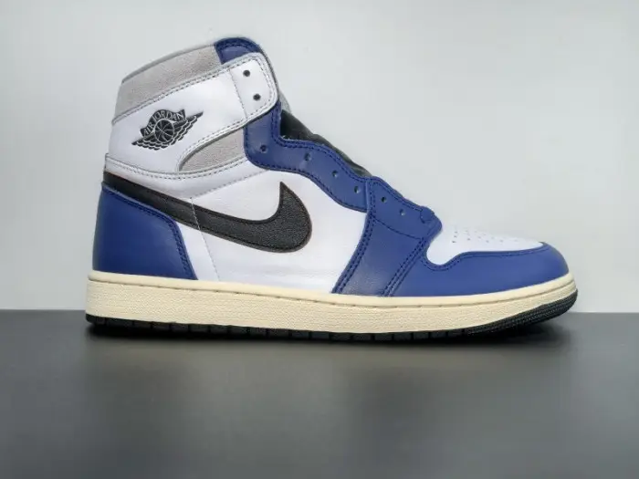Air Jordan 1 Retro High OG Rare Air 