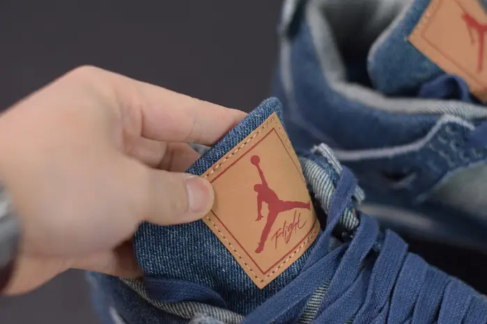 AIR JORDAN 4 RETRO LEVIS NRG "LEVI'S" 