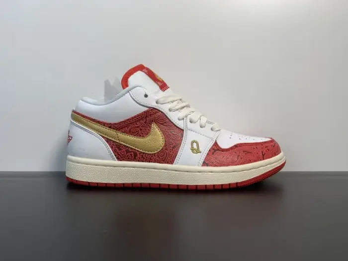 Air Jordan 1 Low SE GS 'Spades' - 
