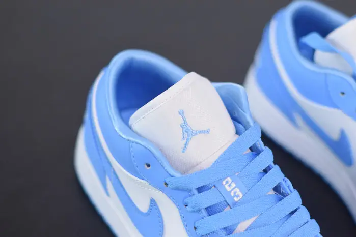 Air Jordan 1 Low UNC 