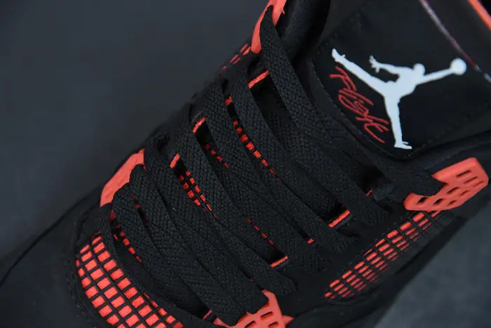 Air Jordan 4 Red Thunder 