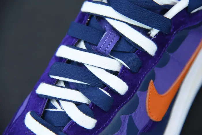 Nike Vaporwaffle sacai 