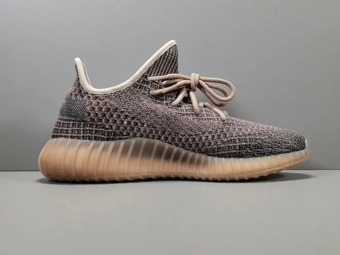 ADIDAS YEEZY BOOST 350 V2 FADE  AFDDA1202