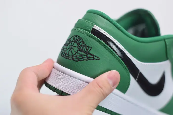 Air Jordan 1 Low 'Pine Green' - 553558 