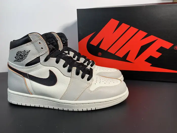 Air Jordan 1 Retro High OG Defiant SB NYC to Paris 