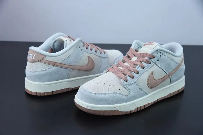 Nike Dunk Low “Fossil Rose” 