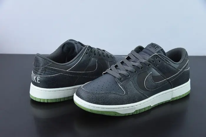Nike Dunk Low Iron Grey 
