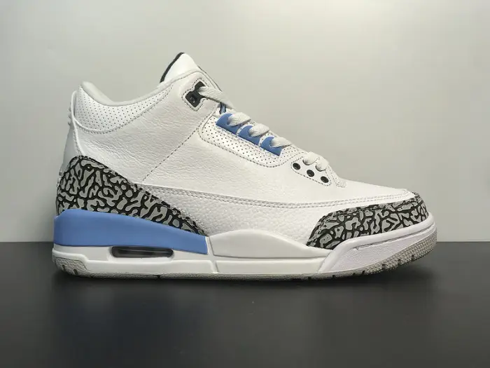 Air Jordan 3 Retro 'UNC' - CT8532 