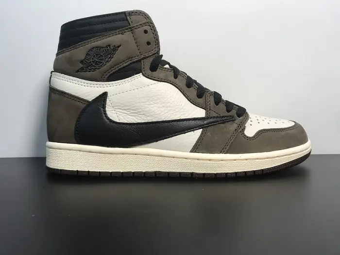 Travis Scott x Air Jordan 1 Retro High OG 'Mocha' 