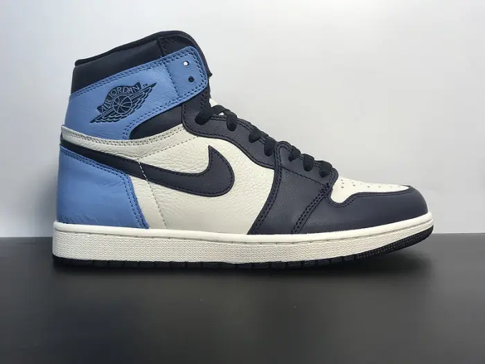 Air Jordan 1 Retro High OG 'Obsidian' 