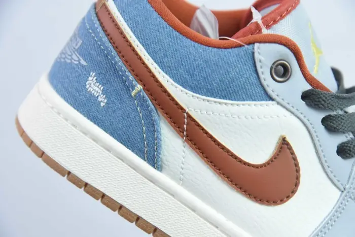(WMNS) Air Jordan 1 Low 'Denim Phantom' 