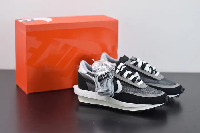 Sacai x NK LVD Waffle Daybreak 