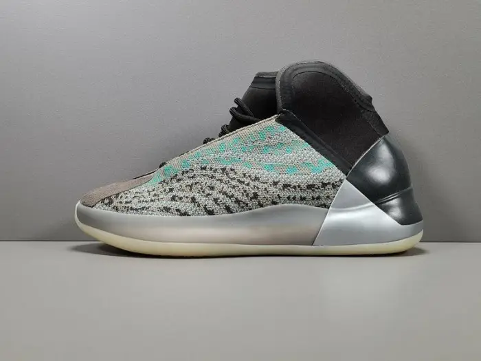 Adidas Yeezy QNTM Teal Blue - 