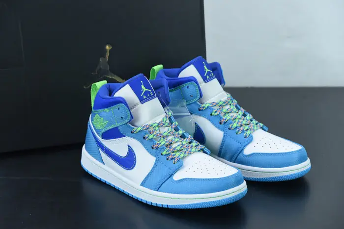 Air Jordan 1 Mid GS 