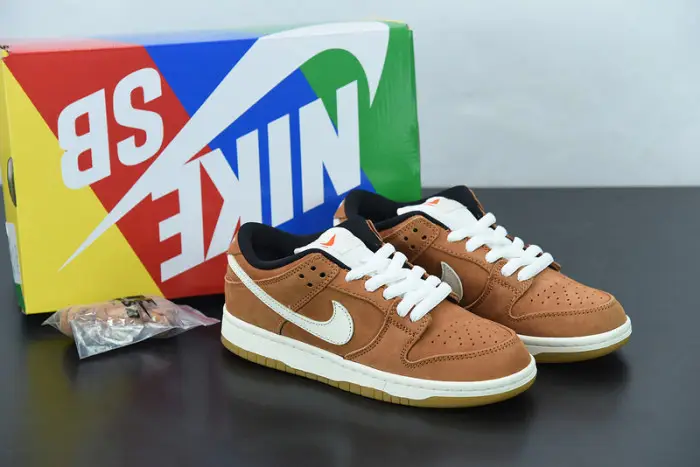 Nike Dunk Low " Wheat " 