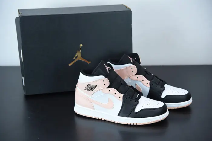 Air Jordan 1 Mid 'Crimson Tint' 