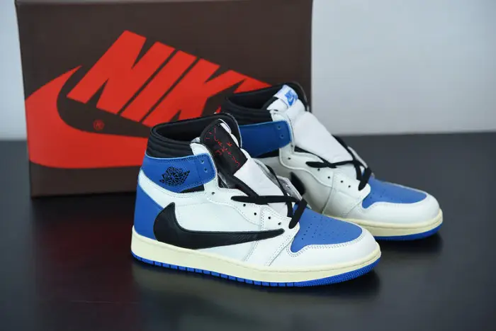 Travis Scott x Air Jordan 1 