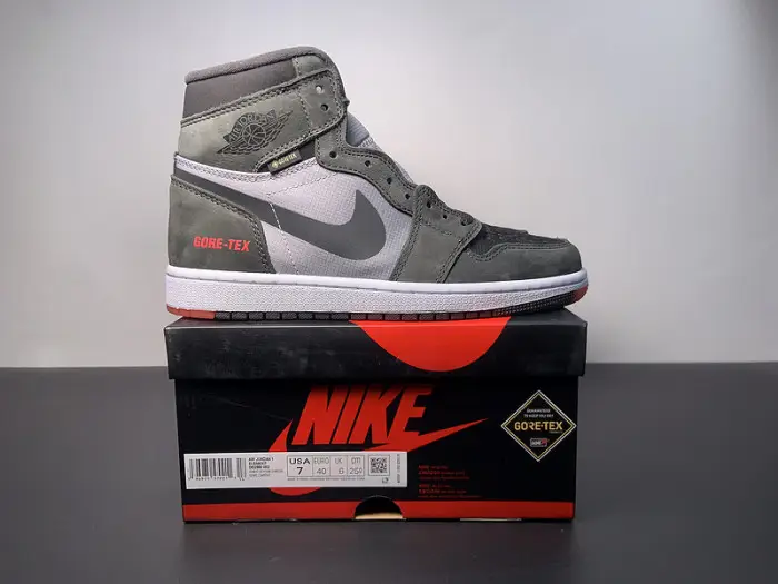 AIR JORDAN 1 ELEMENT “BRED” 