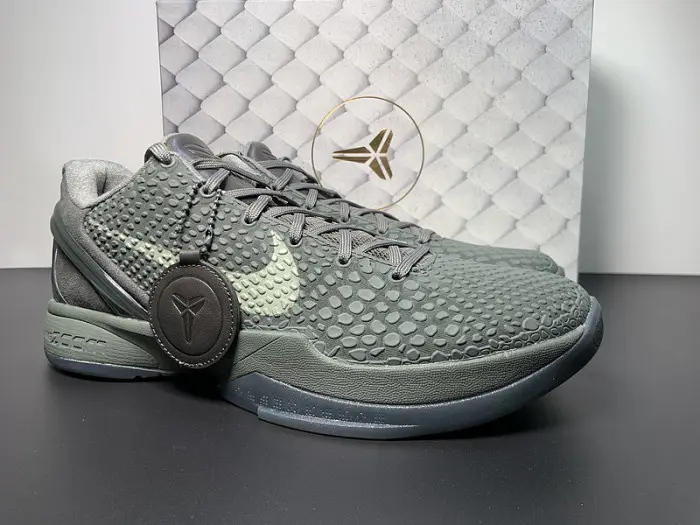 Nike Zoom Kobe 6 'Fade To Black' 