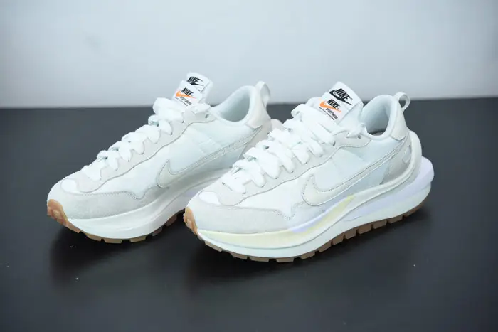 sacai x Nike Vaporwaffle "Sail" 