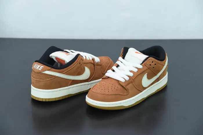 Nike Dunk Low " Wheat " 